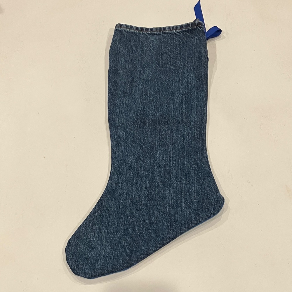 Blue Denim Jeans with Heart Patch - Picture 4 of 4